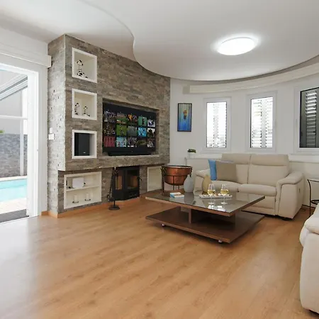 Tatil Evi Chrystalia