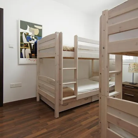 Chrystalia Tatil Evi Protaras